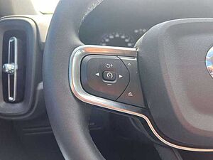 Volvo  T3 Geartronic Momentum Core