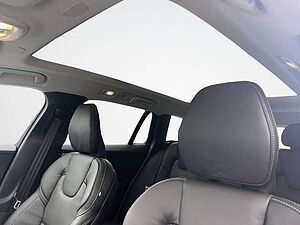 Volvo  B4 D AWD Ultimate +Standhzg