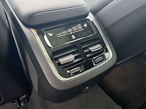 Volvo  B4 D AWD Ultimate +Standhzg