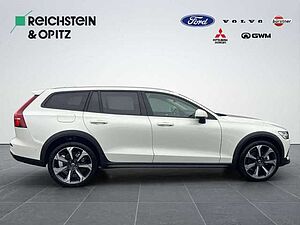 Volvo  B4 D AWD Ultimate +Standhzg