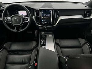 Volvo  B4 D AWD R Design Geartronic/DAB/ACC