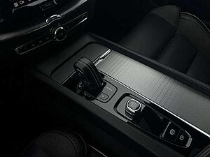 Volvo  B4 D AWD R Design Geartronic/DAB/ACC
