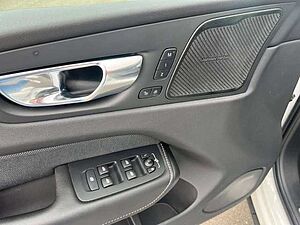 Volvo  B4 D AWD R Design Geartronic/DAB/ACC