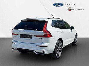 Volvo  B4 D AWD Aut. Plus Dark +ACC +Voll-LED