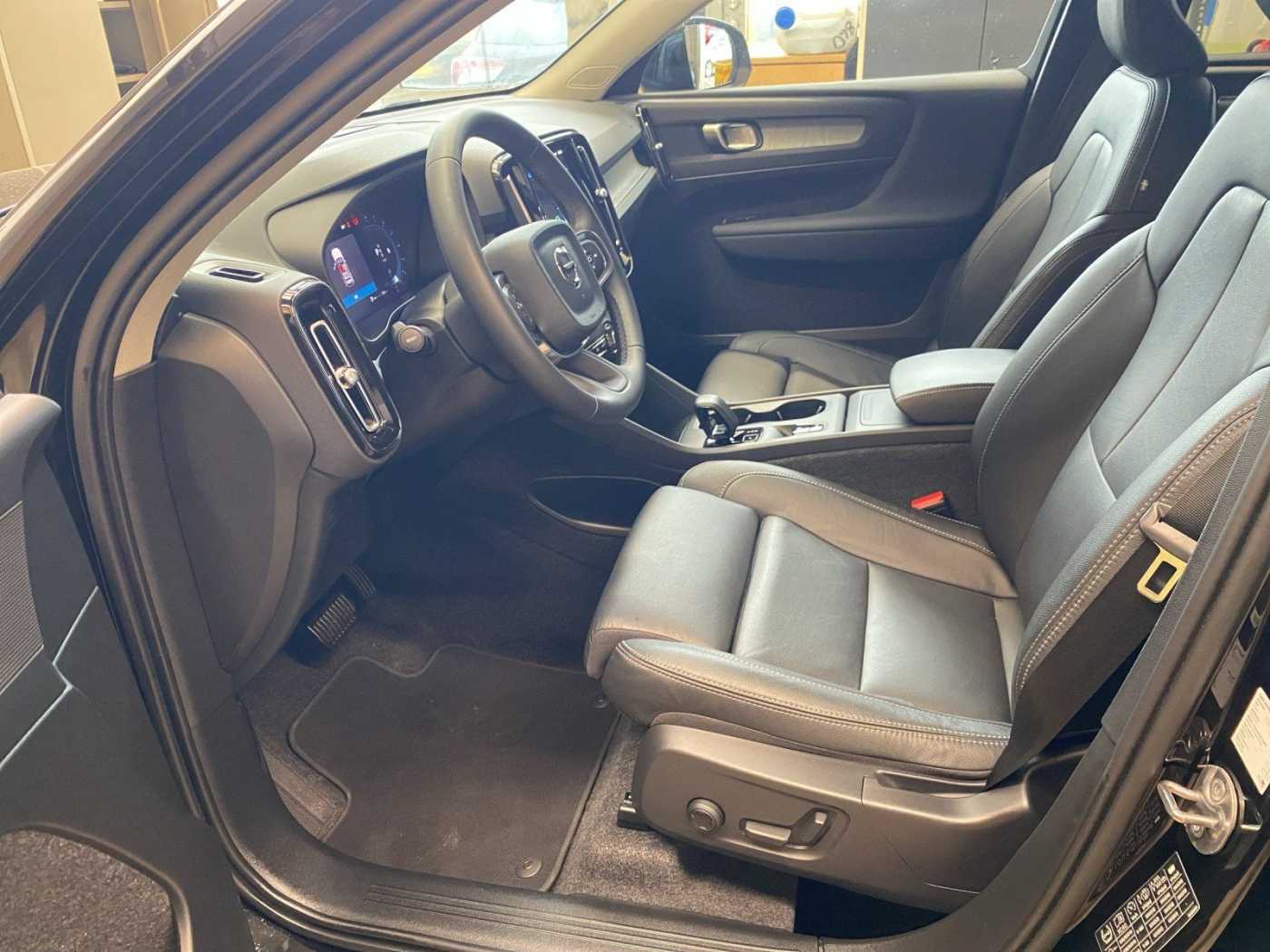Volvo  B3 Core ACC AUT Kam. Navi Virtual el. Heck