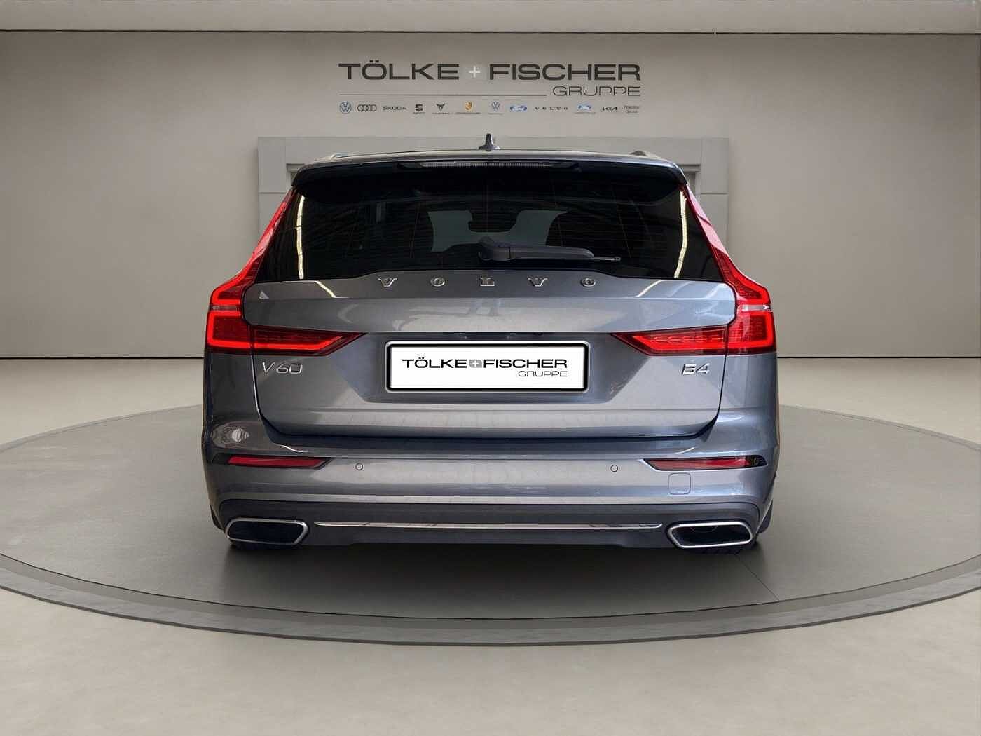 Volvo Kombi B4 Inscription ACC AHK AUT Kam. Leder