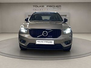 Volvo  T3- R Design AHK AUT Kam. Navi Virtual LED