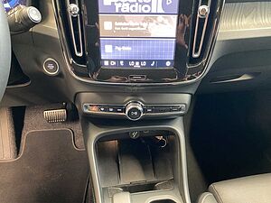 Volvo  B3 Core ACC AUT Kam. Navi Virtual el. Heck