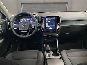 Volvo  T3 Momentum Core AUT Kam. Navi Virtual LED