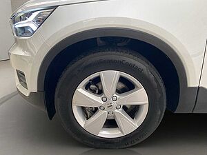 Volvo  T3 Momentum Core AUT Kam. Navi Virtual LED