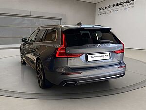 Volvo Kombi B4 Inscription ACC AHK AUT Kam. Leder