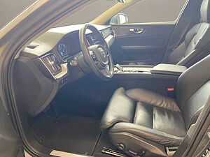 Volvo Kombi B4 Inscription ACC AHK AUT Kam. Leder