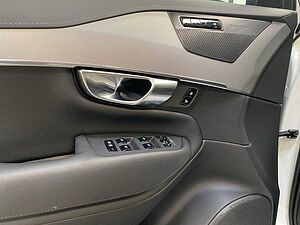 Volvo T8 Twin Engine (E6e) Plus Bright Recharge