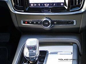 Volvo  Kombi Ultimate Dark B5 AWD Diesel EU6d+Bowers&Wilkins+Pano+Standhzg. +HUD+A. Luftf