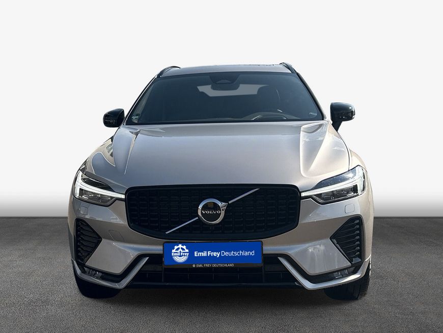 Volvo  B4 D AWD