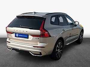 Volvo  B4 D AWD