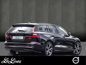 Volvo  V60 Plus, B4 Mild-Hybrid, Diesel, Dark