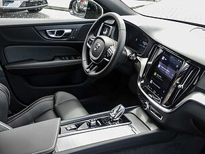 Volvo  V60 Plus, B4 Mild-Hybrid, Diesel, Dark