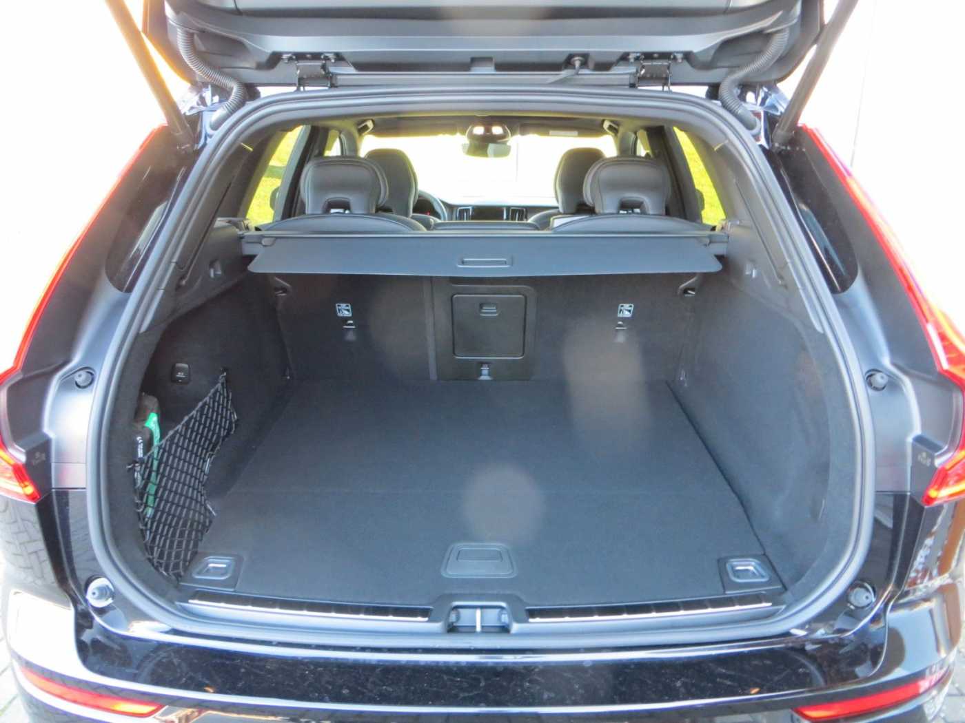 Volvo  T6 AWD Plus Black Edition ACC BLIS H&K GSD