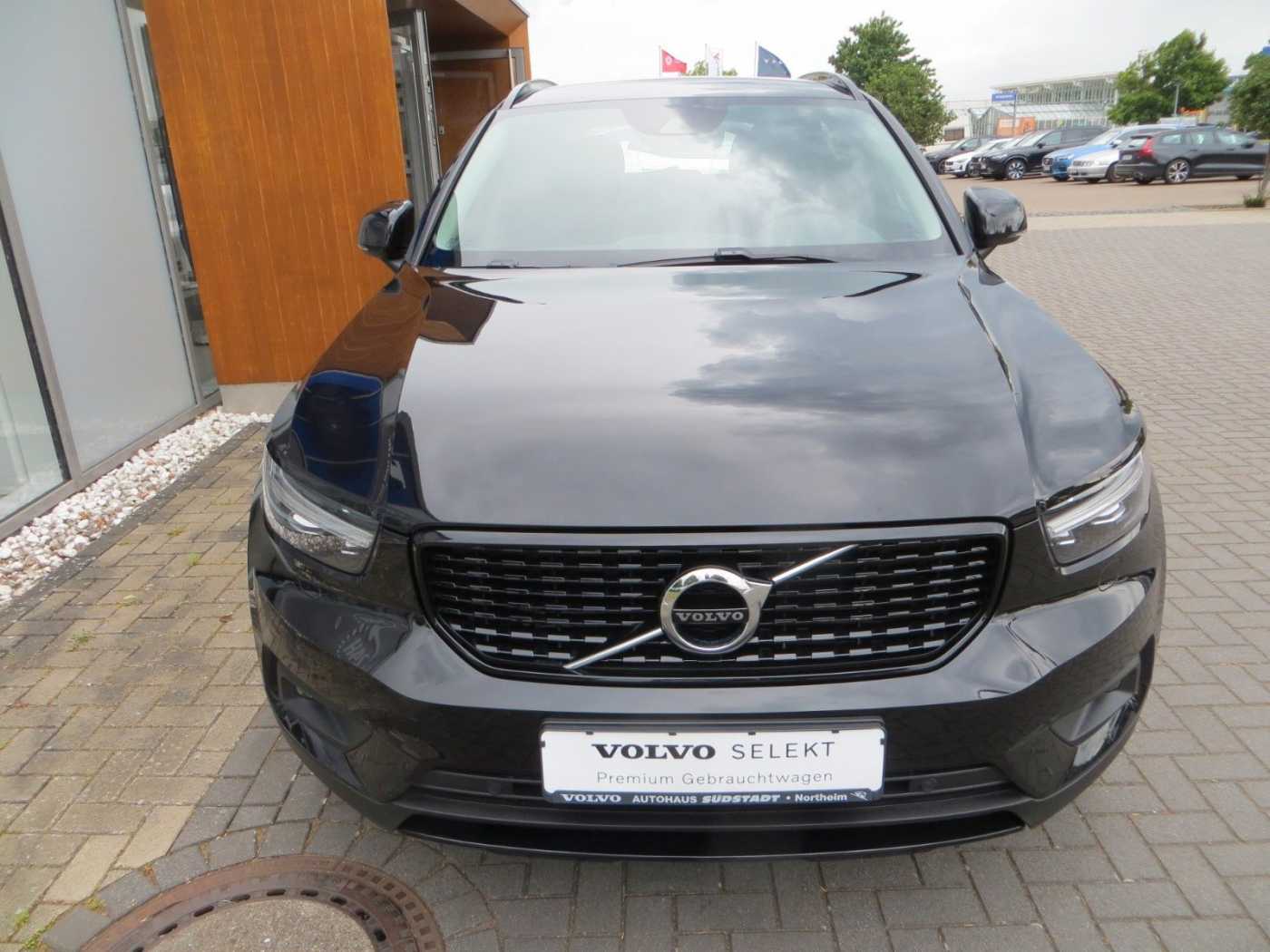 Volvo  T5 Recharge R-Design Expression AHK