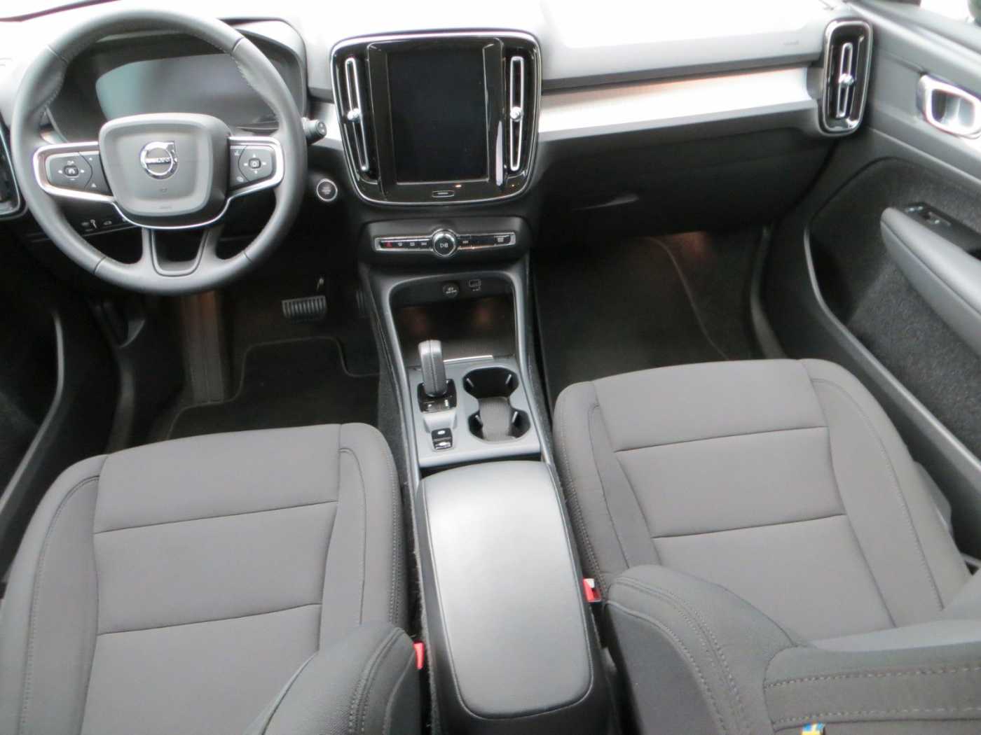 Volvo  T5 Recharge R-Design Expression AHK