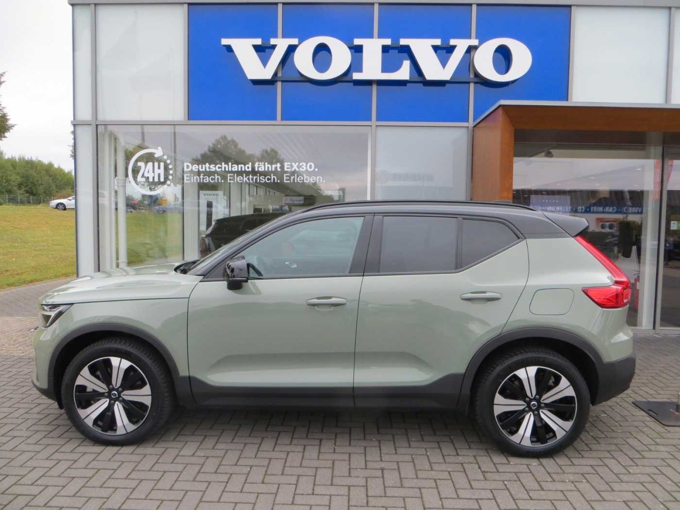 Volvo  Recharge Core SE ALL SAISONS LM 19&apos, &apos,