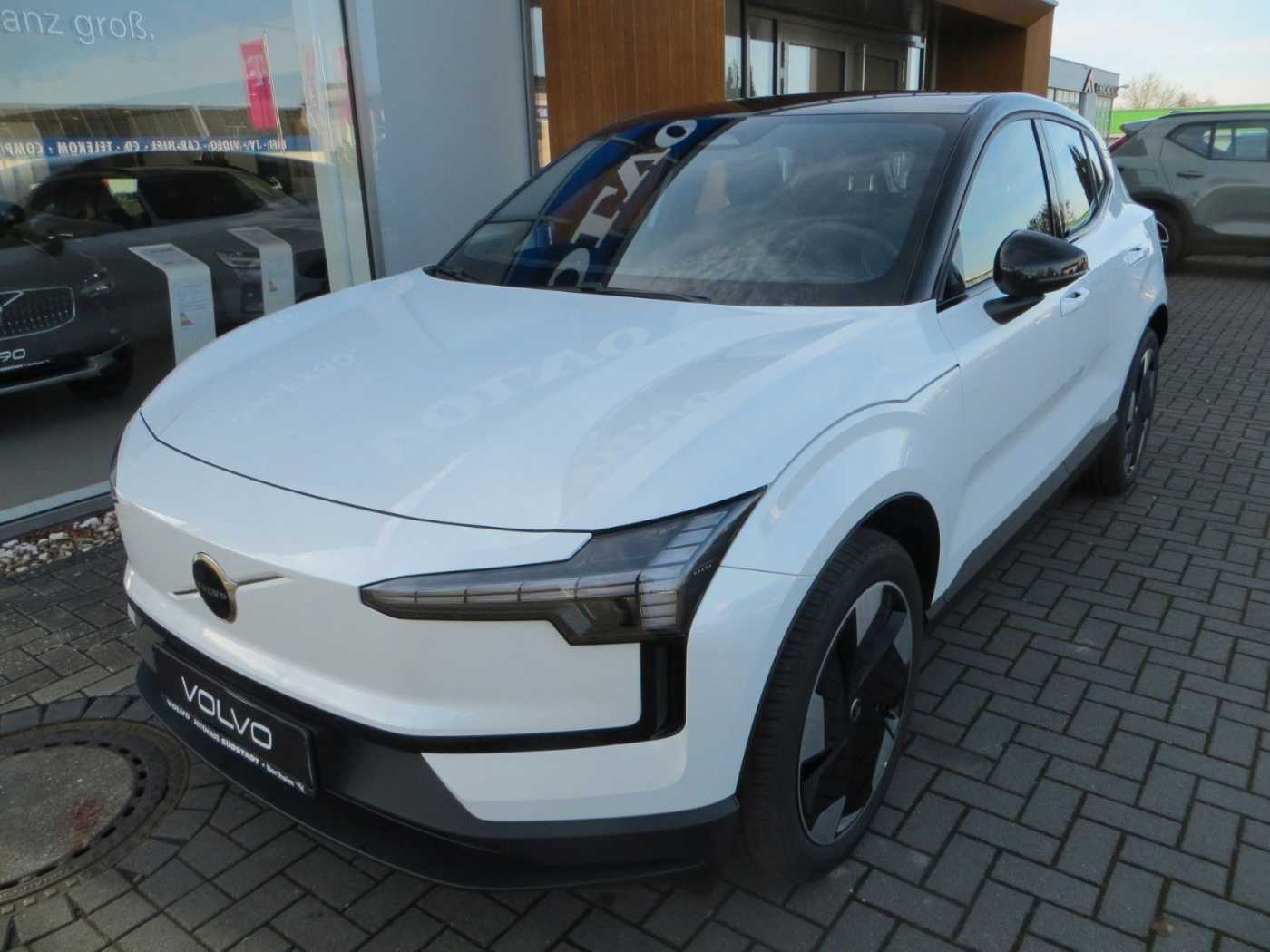 Volvo  Plus SE Extended Range