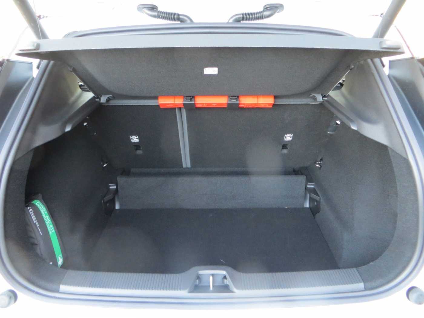 Volvo  Plus SE Extended Range