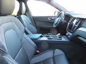 Volvo  T6 AWD Plus Black Edition ACC BLIS H&K GSD