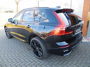 Volvo  T6 AWD Plus Black Edition ACC BLIS H&K GSD