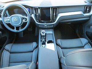 Volvo  T6 AWD Plus Black Edition ACC BLIS H&K GSD