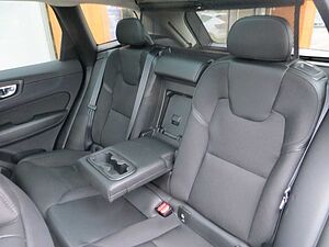 Volvo  T6 AWD Recharge R-Design Expression AHK