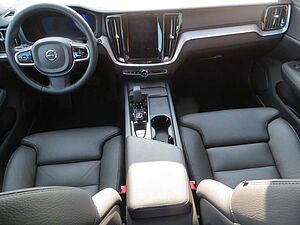 Volvo  B4 D AWD Plus Auto