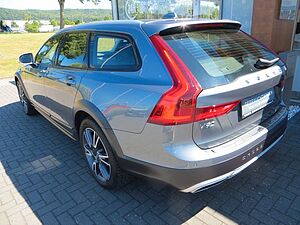 Volvo  D5 AWD Pro HUD GSD 360°-KAM