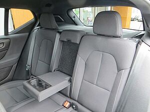 Volvo  Recharge Core SE ALL SAISONS LM 19&apos, &apos,