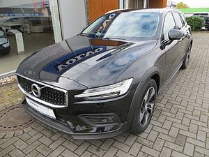 Volvo  B4 D AWD Geartronic Pro