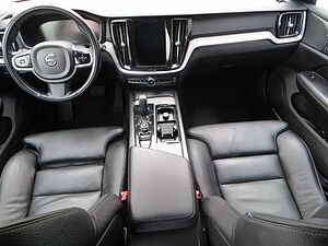 Volvo  B4 D AWD Geartronic Pro