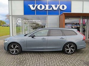Volvo  T6 AWD Recharge Plus Dark AHK