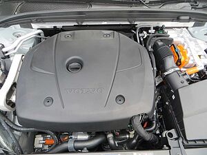 Volvo  T6 AWD Recharge Plus Dark AHK
