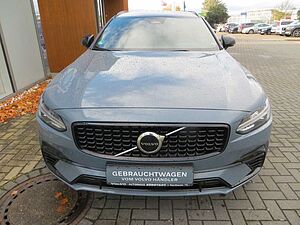 Volvo  T6 AWD Recharge Plus Dark AHK