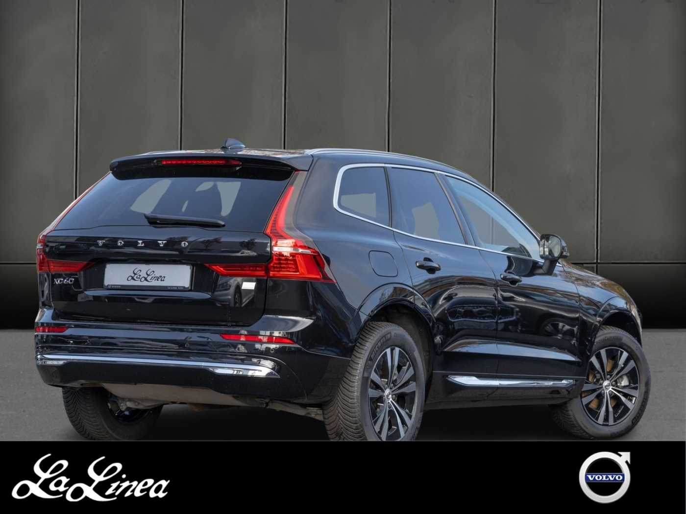 Volvo  XC60 Recharge Core, T6 AWD Plug-in Hybrid, Elektrisch/Benzin, Bright