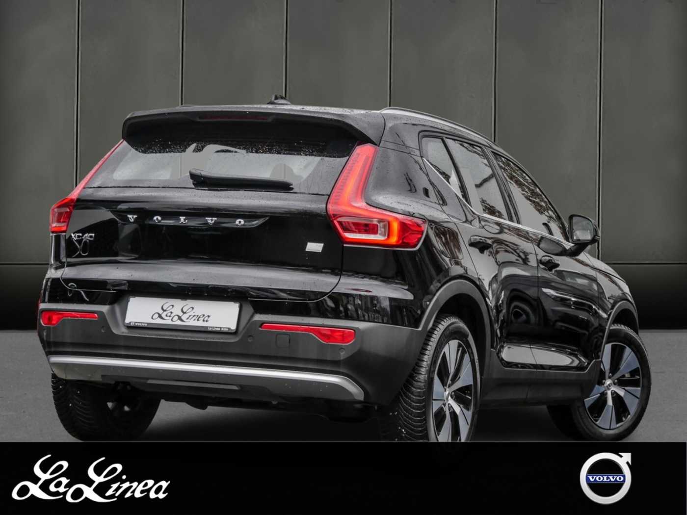 Volvo  XC40 Recharge Core, T5 plug-in hybrid, Elektrisk/Benzin, Bright