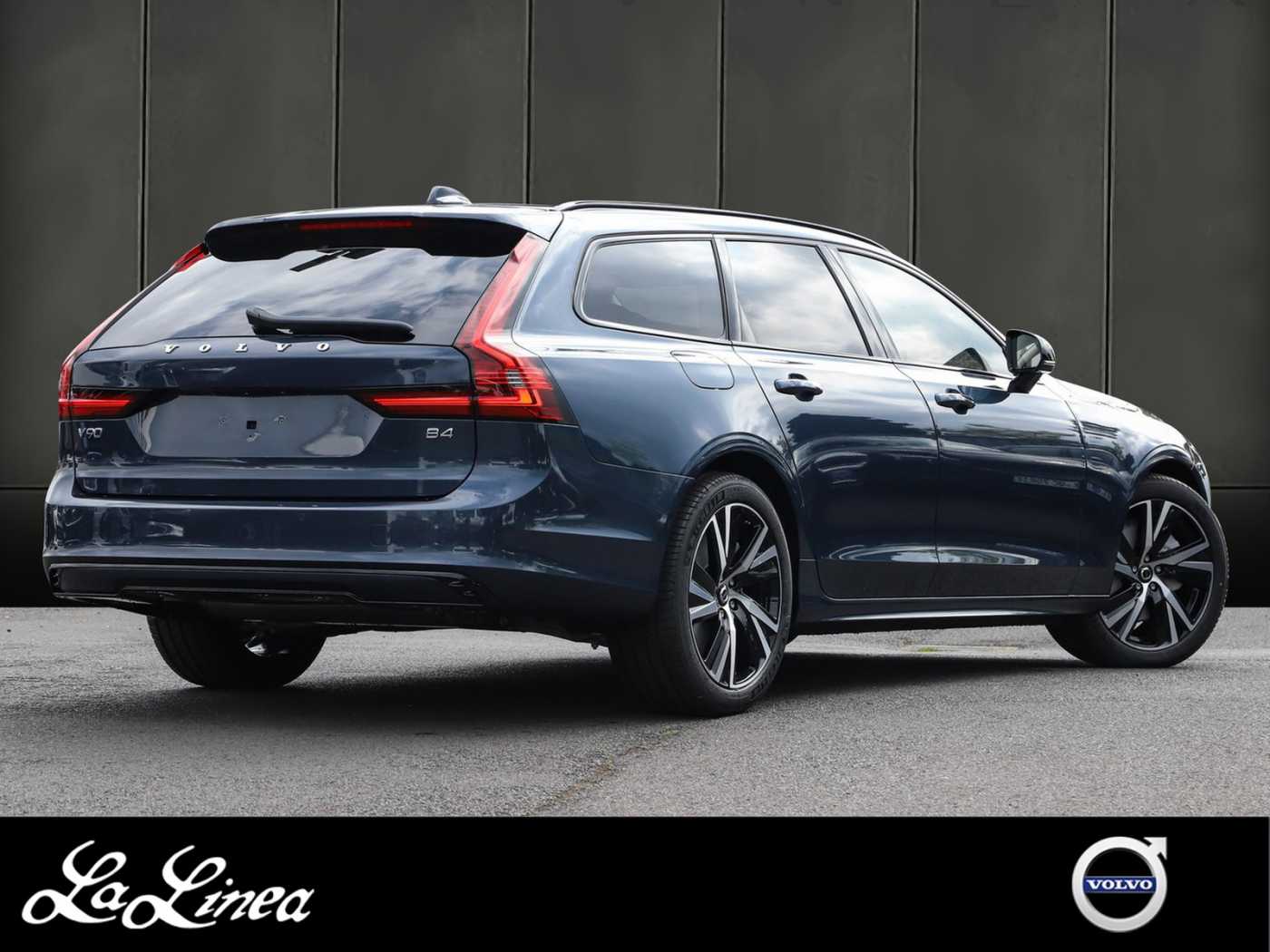 Volvo  V90 Plus, B4 Mild-Hybrid, Diesel, Dark