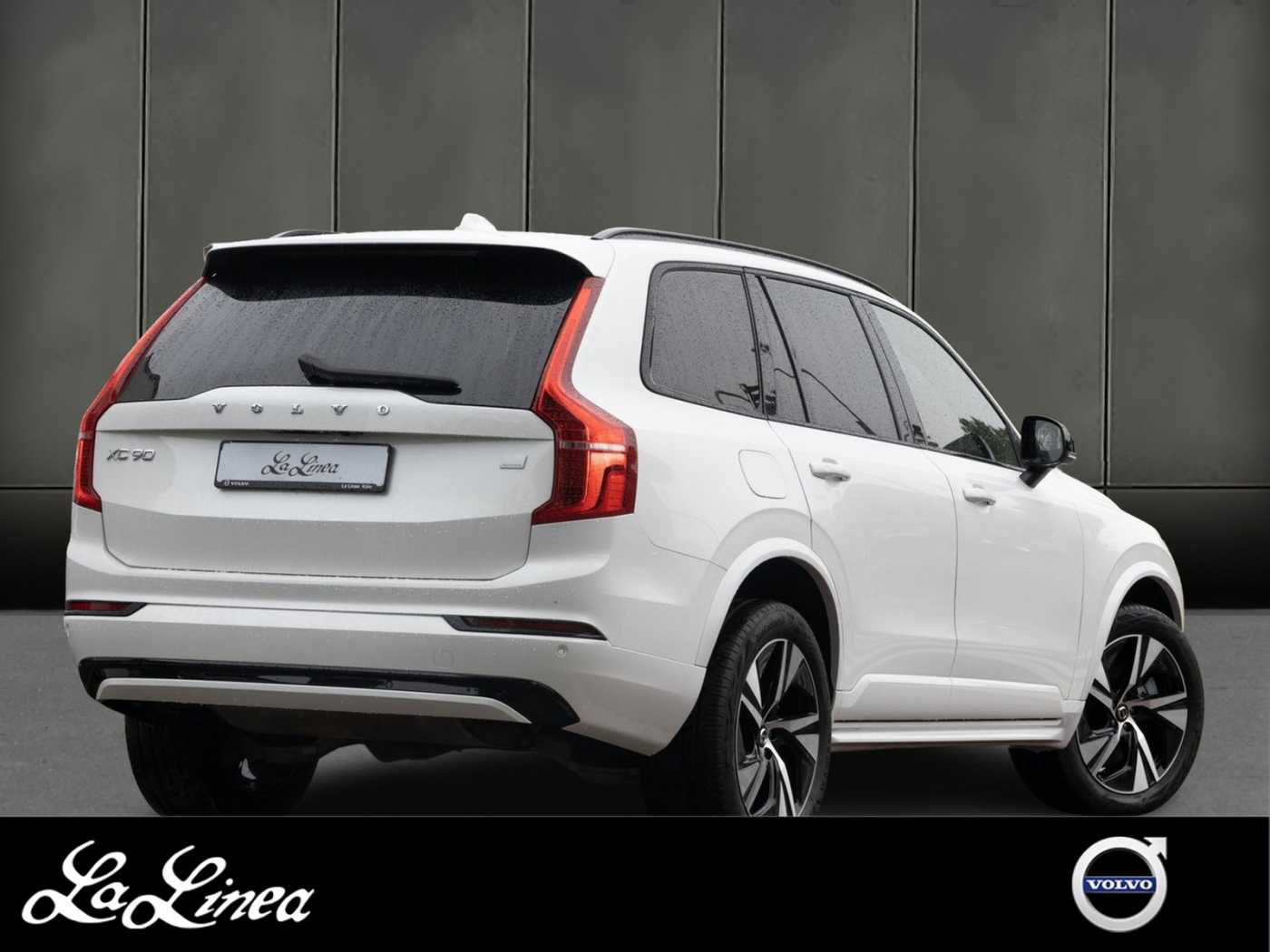 Volvo  XC90 Recharge R-Design, T8 AWD plug-in hybrid, 7 Sitze