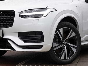 Volvo  XC90 Recharge R-Design, T8 AWD plug-in hybrid, 7 Sitze