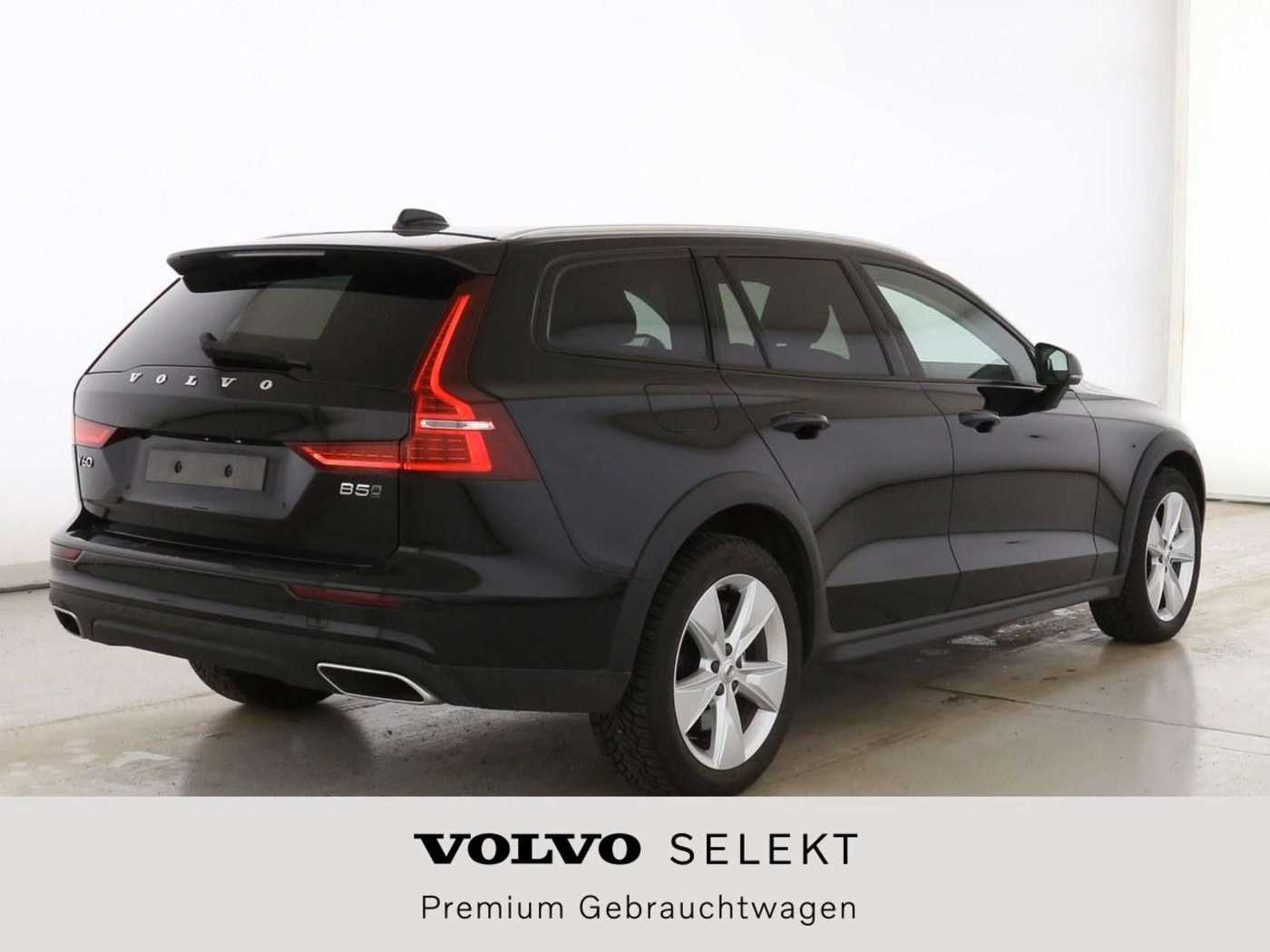 Volvo  V60 B5 AWD Cross Country PRO*ACC*BLIS*H&K*AHK*