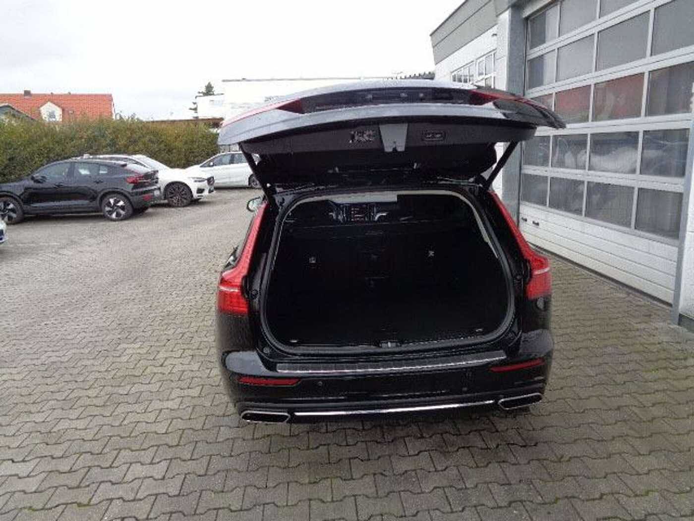 Volvo  T6 Inscription Expression Plug-In Hybrid*AHK