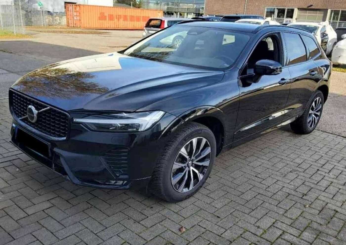 Volvo  Plus Dark AWD*LEDER*ACC*BLIS*STHZ*VOLL-LED