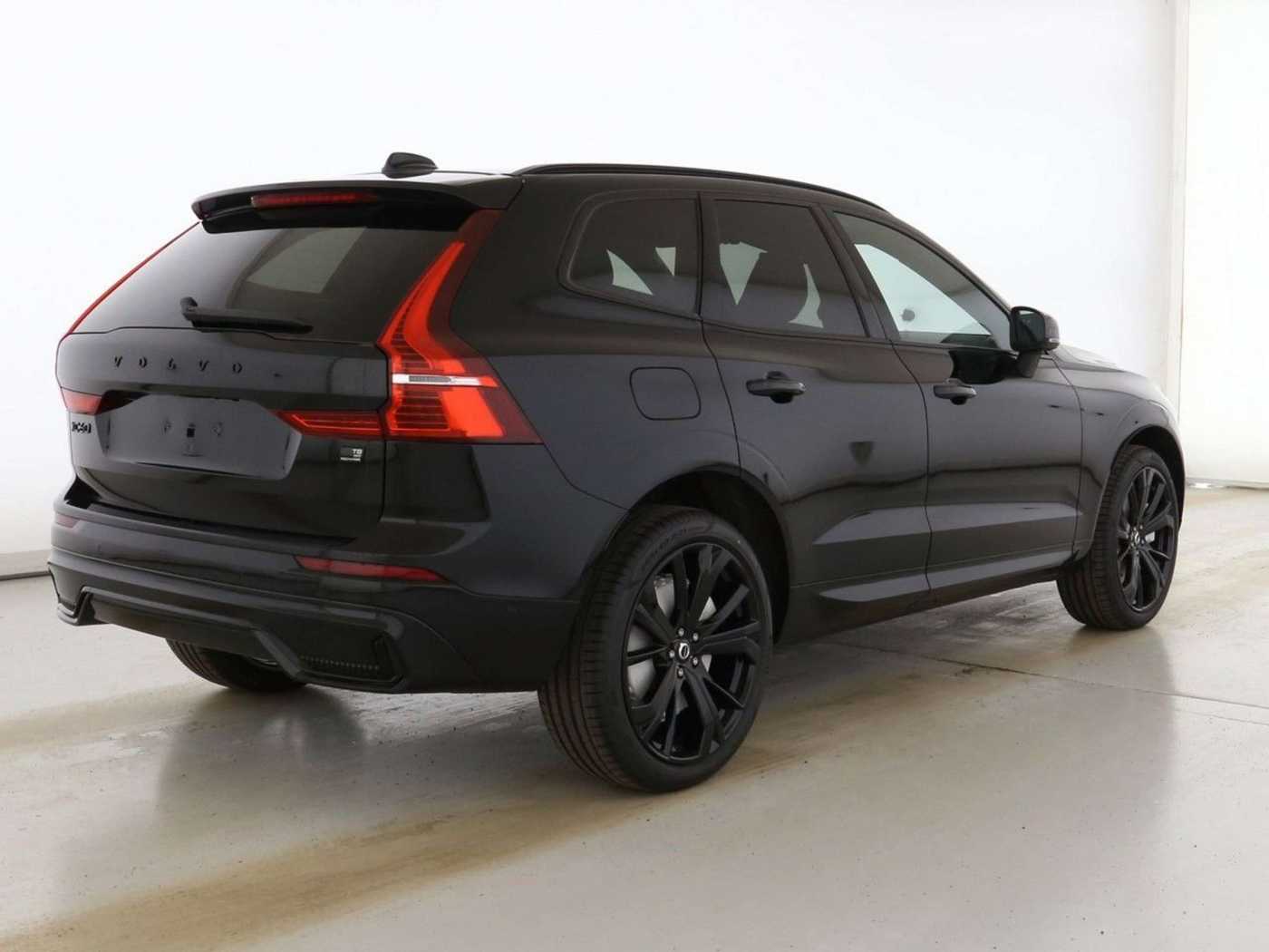 Volvo  T8 Plus Black Edition Plug-In Hybrid