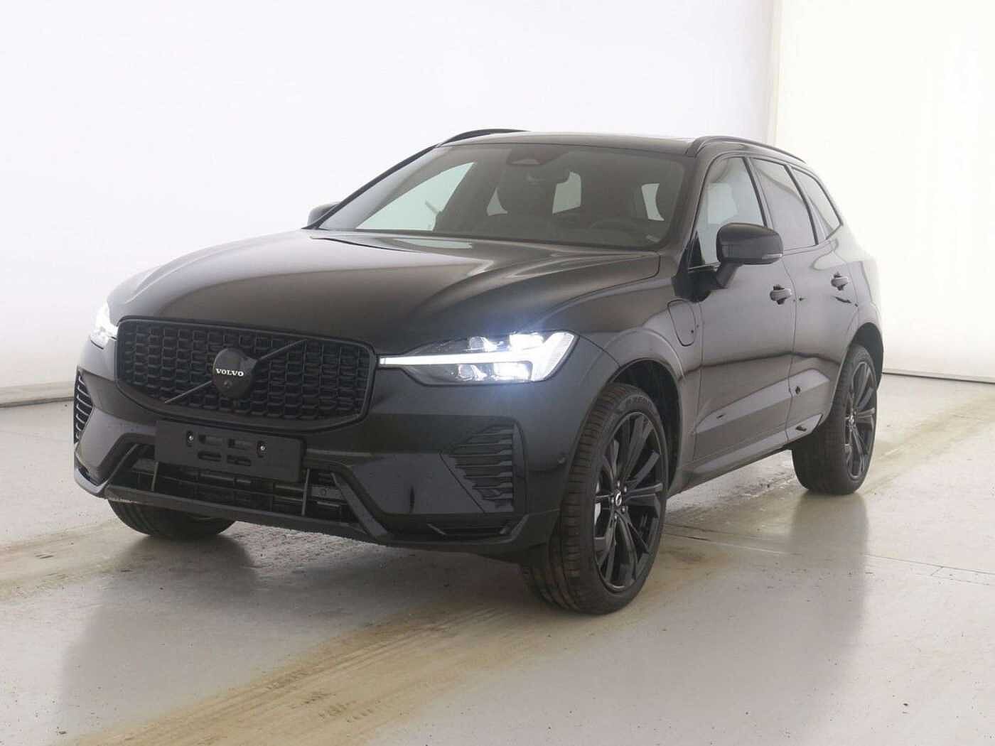 Volvo  Plus Black Edition Recharge Plug-In Hybrid